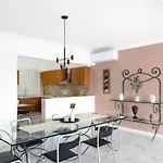 The 16 - Spacious Seafront Apartment-prime Location Sliema