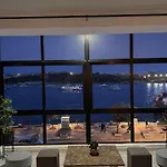 The 16 - Spacious Seafront Apartment-prime Location Apartment Sliema