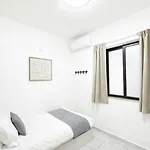 The 16 - Spacious Seafront Apartment-prime Location Sliema